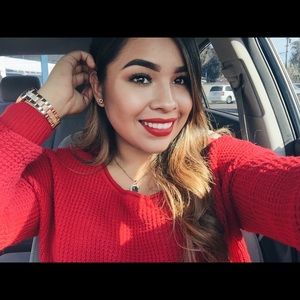 Meet your Posher, Noelia